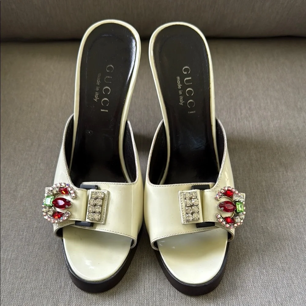 Gucci Women's Cream Embellished Slide Sandals - Picture 3 of 8
